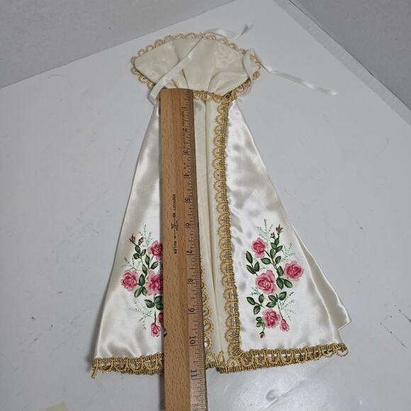 Vintage Infant Of Prague Vestments Dress & Cape 10.5” Long White Satin w/ Roses - Picture 12 of 12